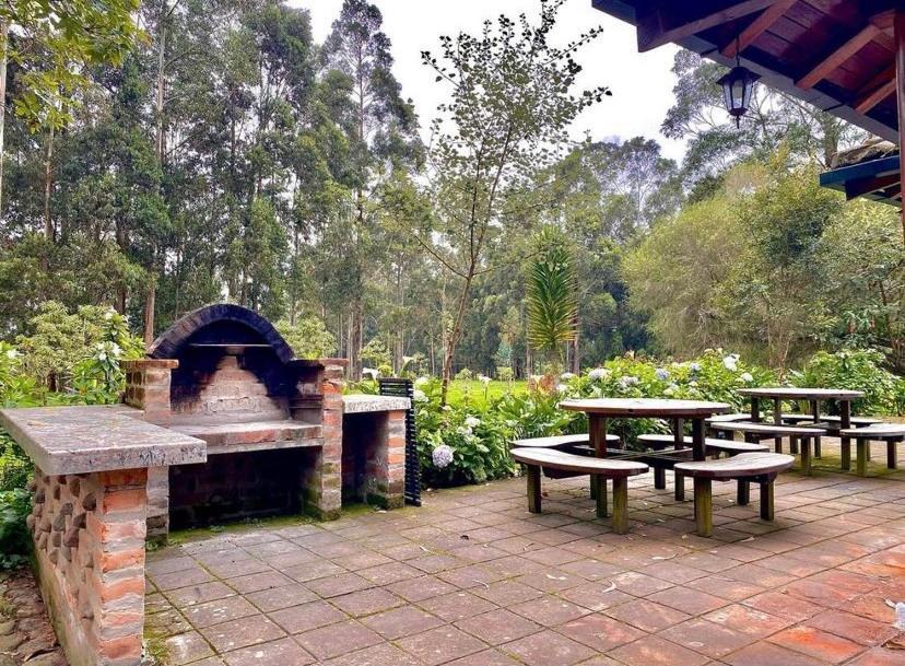 Bed and Breakfast Hacienda San Juan De La Vega Otavalo Exterior foto