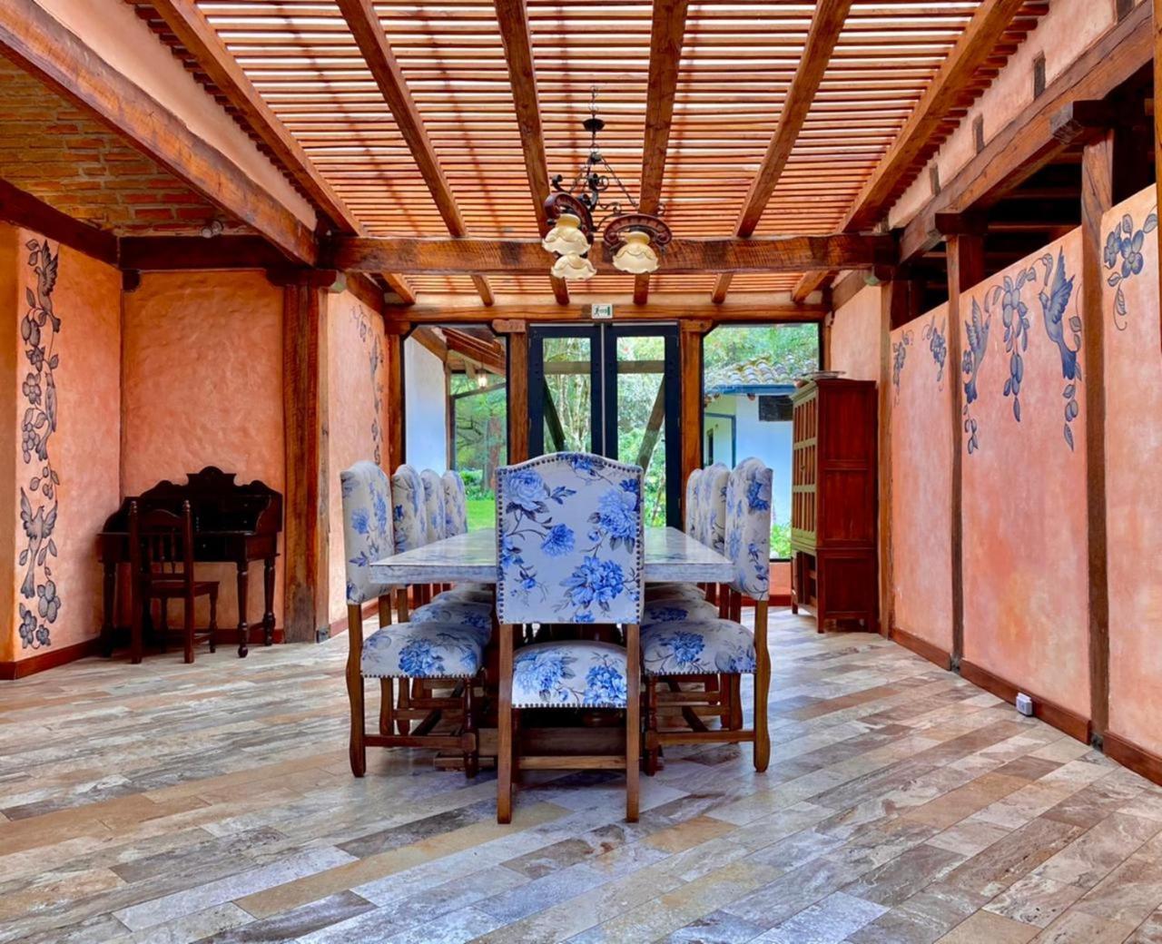 Bed and Breakfast Hacienda San Juan De La Vega Otavalo Exterior foto